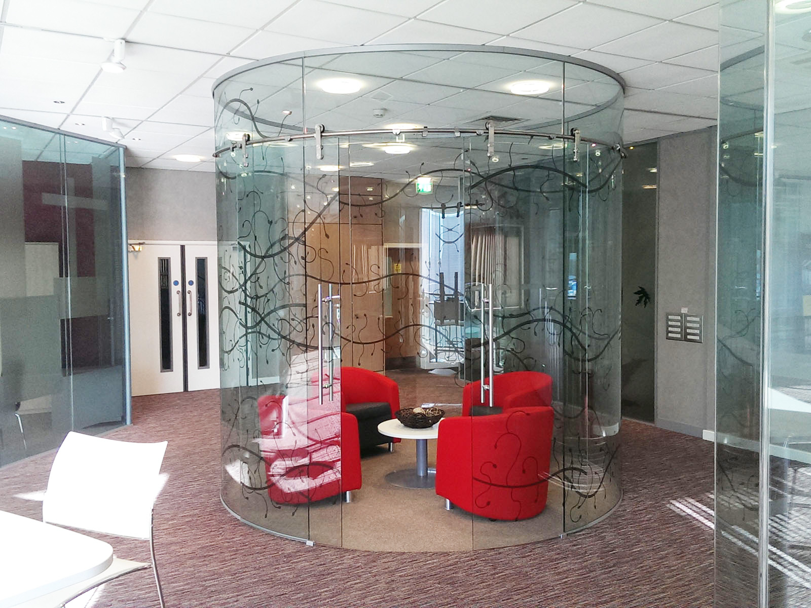 Curved Glass Frameless Office Partitioning