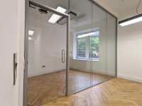 Frameless Double Glazed Partition