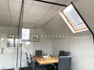 3D Solicitors (Crumpsall, Manchester): Frameless Glass Corner Office