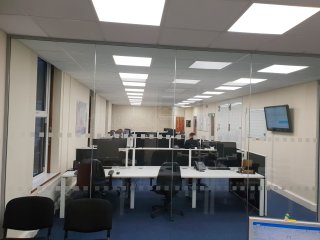 5G Communications Ltd (High Wycombe, Buckinghamshire): Toughened Glass Partition Office Fitout