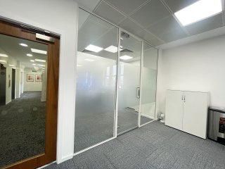 AC Fashion Design (Hammersmith, London): Glass Office Partition With Central Door