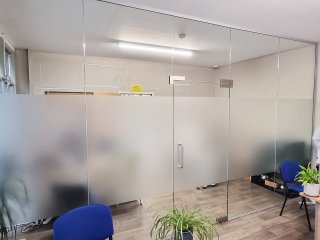 AMC Motorhomes (Hailsham, East Sussex): Glass Partition With Door and Overpanel