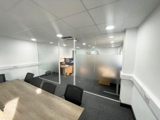 Actavo [PDC] (Wombwell, South Yorkshire): Acoustic Glass Office Partition