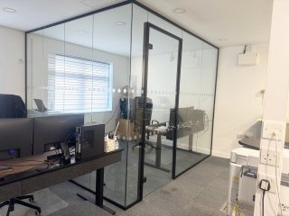 Aquaseal Rubber (Newcastle Upon Tyne, Tyne and Wear): Laminated Acoustic Glass Corner Office