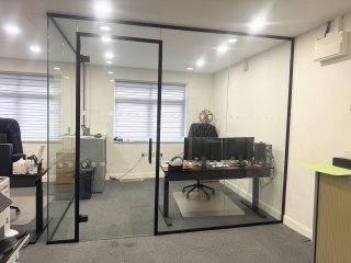 Aquaseal Rubber (Newcastle Upon Tyne, Tyne and Wear): Laminated Acoustic Glass Corner Office