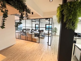 Arc Group London (Edmonton, London): Mixed T-Bar and Frameless Glass Partitions