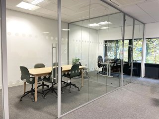 Ashberry Healthcare (Harpenden, Hertfordshire): Toughened Glass Corner Offices