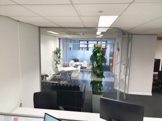 Atrium Consulting (Staines-upon-Thames, Surrey): Angled Glass Corner Office