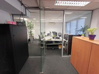 Atrium Consulting (Staines-upon-Thames, Surrey): Glass Office Partition Wall and Door