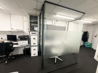 CL B-Connected (Rotherham, South Yorkshire): Office Pod Glass Partition With Soundproof Glazing