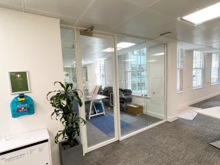 Chartered Society of Physiotherapy (Holborn, London): Double Glazed Glass Offices With Acoustic Glazing