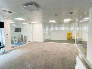 Chartered Society of Physiotherapy (Holborn, London): Double Glazed Glass Offices With Acoustic Glazing