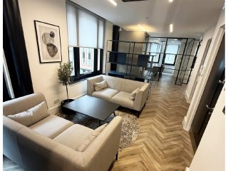 Core Refurb Group (Soho, London): T-Bar Aluminium Framed Glass Walls and Doors