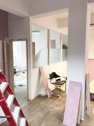 Desfran Holdings Limited (Shoreditch, London): Toughened Glass Meeting Room With Frameless Glazed Door