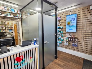 Epicare Health (Swindon, Wiltshire): Glass Pharmacy Consultation Room