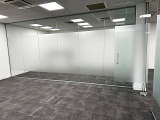 Facilities Solutions (Midlands) (Solihull, West Midlands): Glass Office Partitions With Frameless Doors