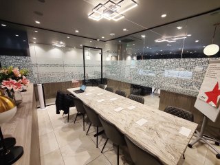 IAC One (Peterborough, Cambridgeshire): Restaurant Glass Partition