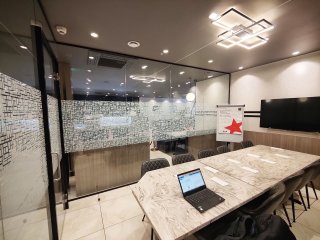 IAC One (Peterborough, Cambridgeshire): Restaurant Glass Partition