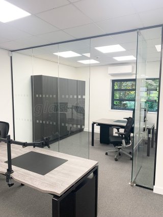 IDC Electrical [Southern] (Whiteley, Hampshire): Frameless Glass Office Installation