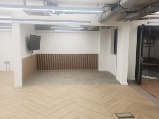 JWC Group (The City, London): T-Bar Aluminium Black Framed Glass Walls and Doors