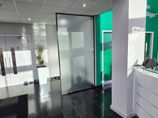 Liniar (Denby, Derbyshire): Frameless Glass Partitions