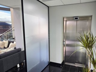 Liniar (Denby, Derbyshire): Frameless Glass Partitions