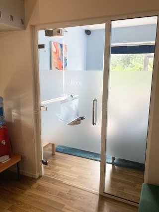 The Maidstone & Malling Alternative Provision (Maidstone, Kent): Glass Door and Side Panel