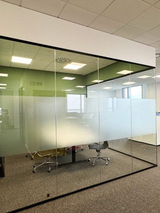 Multiconsult (Ashford, Kent): Glass Office Pods and Focus Booth