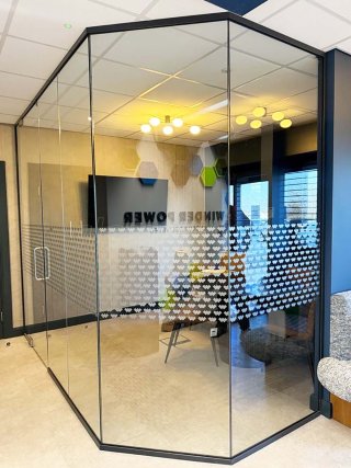 N G Decor (Pudsey, West Yorkshire): Glass Angled Corner Office