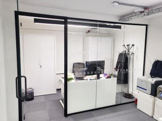 Ostro (Fitzrovia, London): Glass Office Front With Door