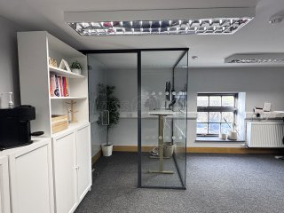 Penguin Learning (Church Broughton, Derbyshire): Toughened Glass Office Pod