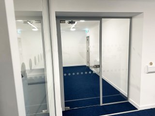 Portal Security (Cumbernauld, Scotland): Glass Door and Glazed Side Panel