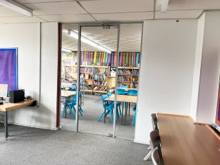 Risedale School (Catterick Garrison, North Yorkshire): Classroom Library Glass Partition Wall With Soundproofing