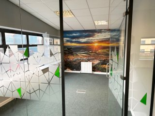 Roy Hatfield (Rotherham, South Yorkshire): Acoustic Glass Office Fronts With Window Film