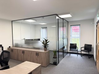 SHJ (Rotherham, South Yorkshire): Multiple Acoustic Glass Partition Offices