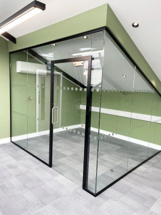 SP Construction Essex (Basildon, Essex): Glass Corner Office Under Pitched Roof