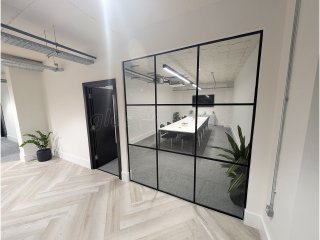Scaeva Group (Leeds, West Yorkshire): Acoustic Glass T-Bar Office Screen
