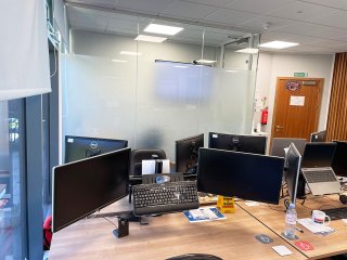Solid Solutions Management (Fareham, Hampshire): Glass Corner Room Office Pod