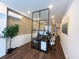 TLC Estate Agents (Kensington, London): T-Bar Metal Grid Glass Room Dividers
