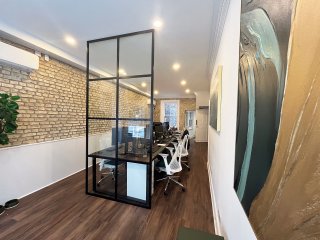 TLC Estate Agents (Kensington, London): T-Bar Metal Grid Glass Room Dividers