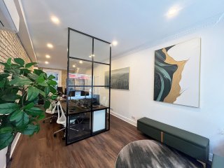 TLC Estate Agents (Kensington, London): T-Bar Metal Grid Glass Room Dividers