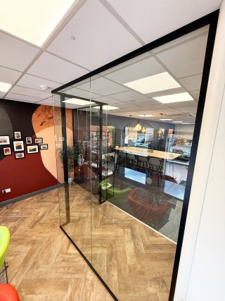 Teemo Designs (Peterborough, Cambridgeshire): Stepped Glass Partition Wall Using Acoustic Glazing