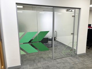 Leyden Kirby Associates (Radcliffe, Manchester): Laminated Acoustic Glass Office Front