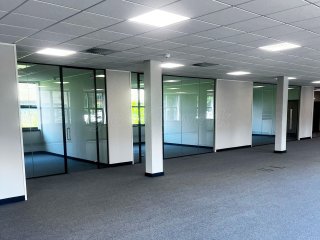 Trinity Facilities Management (Shoreditch, London): Laminated Acoustic Glass Office Partitions