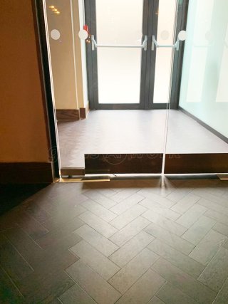 Bliss Hospitality (Piccadilly, London): Frameless Double Glass Doors