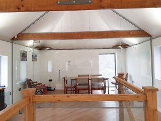 K & MJ Noble (Brough, North Yorkshire): Frameless Glass Wall Partition With Oak Beams