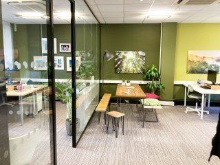 Efeca (Bournemouth, Dorset): Acoustic Glazed Office Screen With Soundproofing