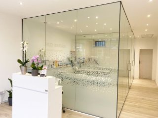 Feature Clinic (Welling, Kent): Glass Treatment Rooms With Glazed Separation Wall