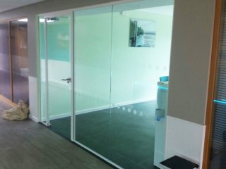 St Andrews Hospice (Grimsby, Lincolnshire): Meeting Room Glass Office Screen And Door