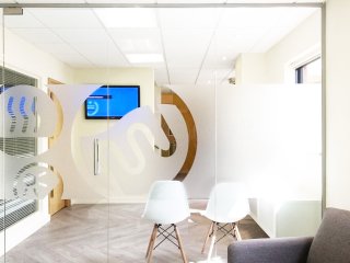 Nu-Heat (Honiton, Devon): Single Glazed Frameless Glass Partition